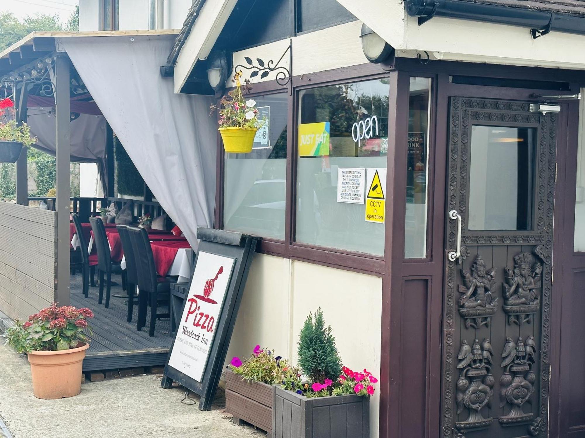 Woodcock Inn Felbridge Exterior foto